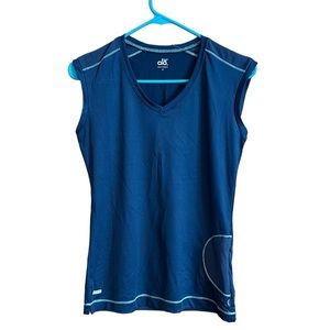 Alo  Cool fit Yoga Sleeveless Tank Top